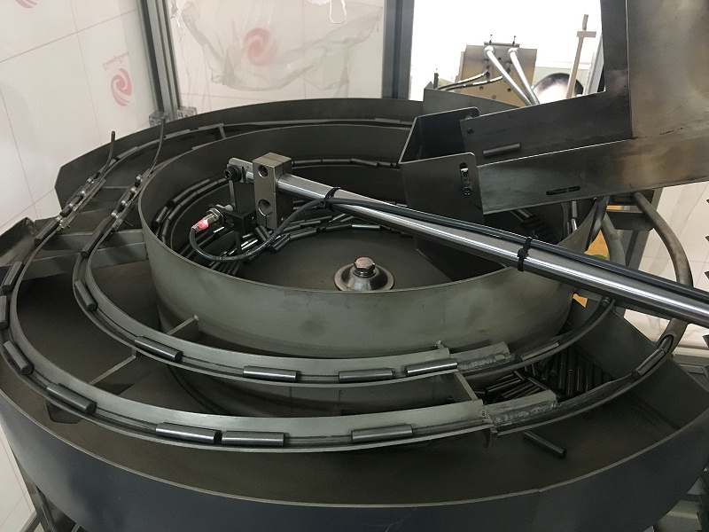 自动化检测设备—挪亚方舟—旋转料盘上料